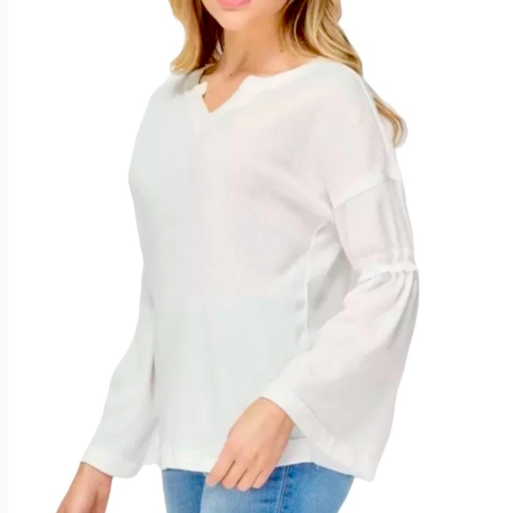 Baea White Waffle Knit Thermal Tiered Bell Sleeved V Neck Top Medium NEW